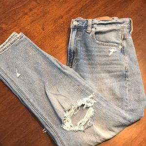 AE light wash mom jeans